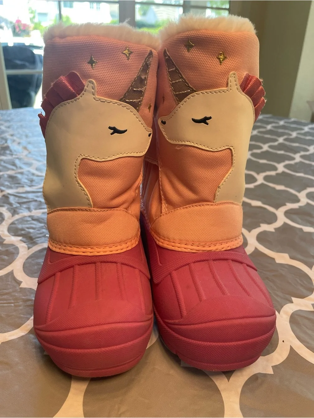 Thermolite Girls Sz 11 Pink kissing Unicorn Winter snow waterproof boots outdoor